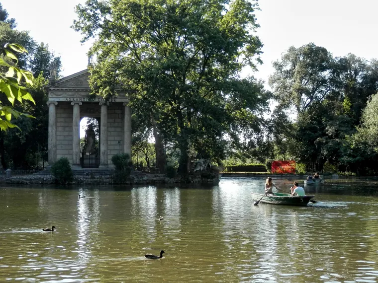 Il laghetto di Villa Borghese